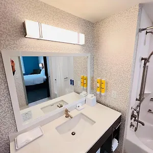 https://home2-suites-by-hilton-pensacola-airport-medical-center.hotels-destin.com